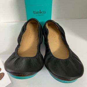 tieks